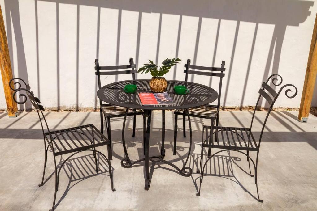 Casa Flamingos Altabi Villa Мерида Екстериор снимка