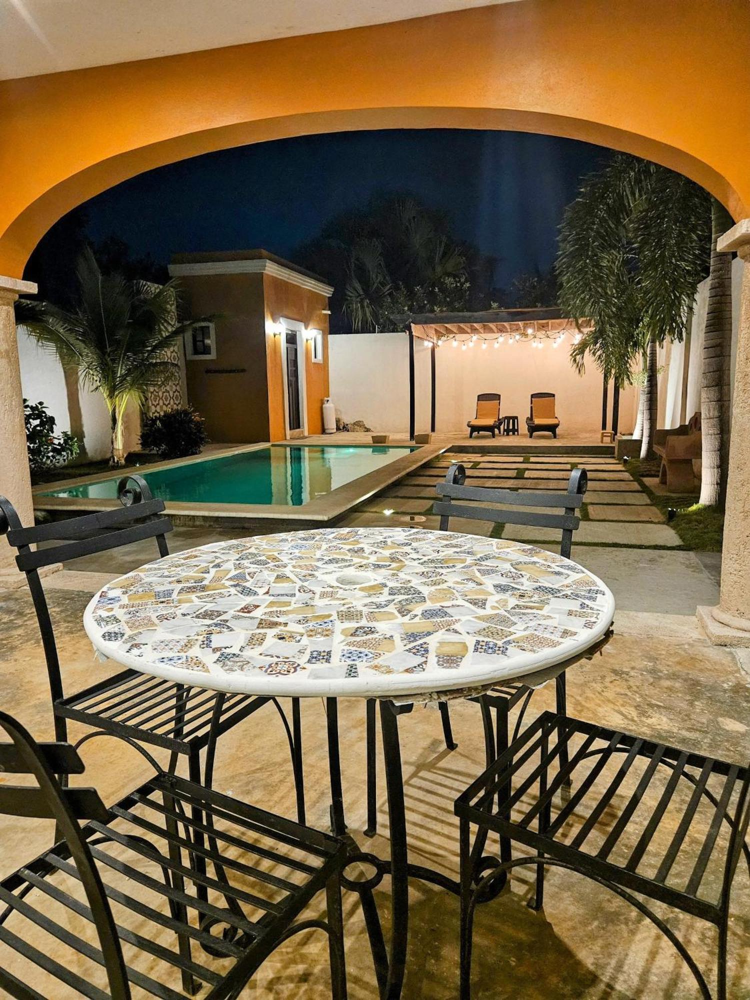 Casa Flamingos Altabi Villa Мерида Екстериор снимка